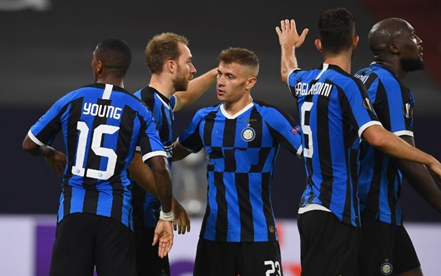 扑救选择更 扑救选择更